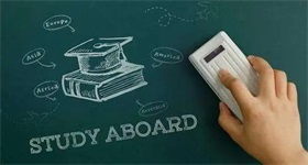 消息称理想汽车成立AI技术委员会：统筹全公司AI资源 推进产品落地