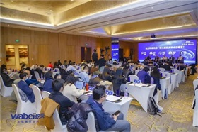 骑手小哥撑起一个IPO，小镇女教师身价即将15亿？